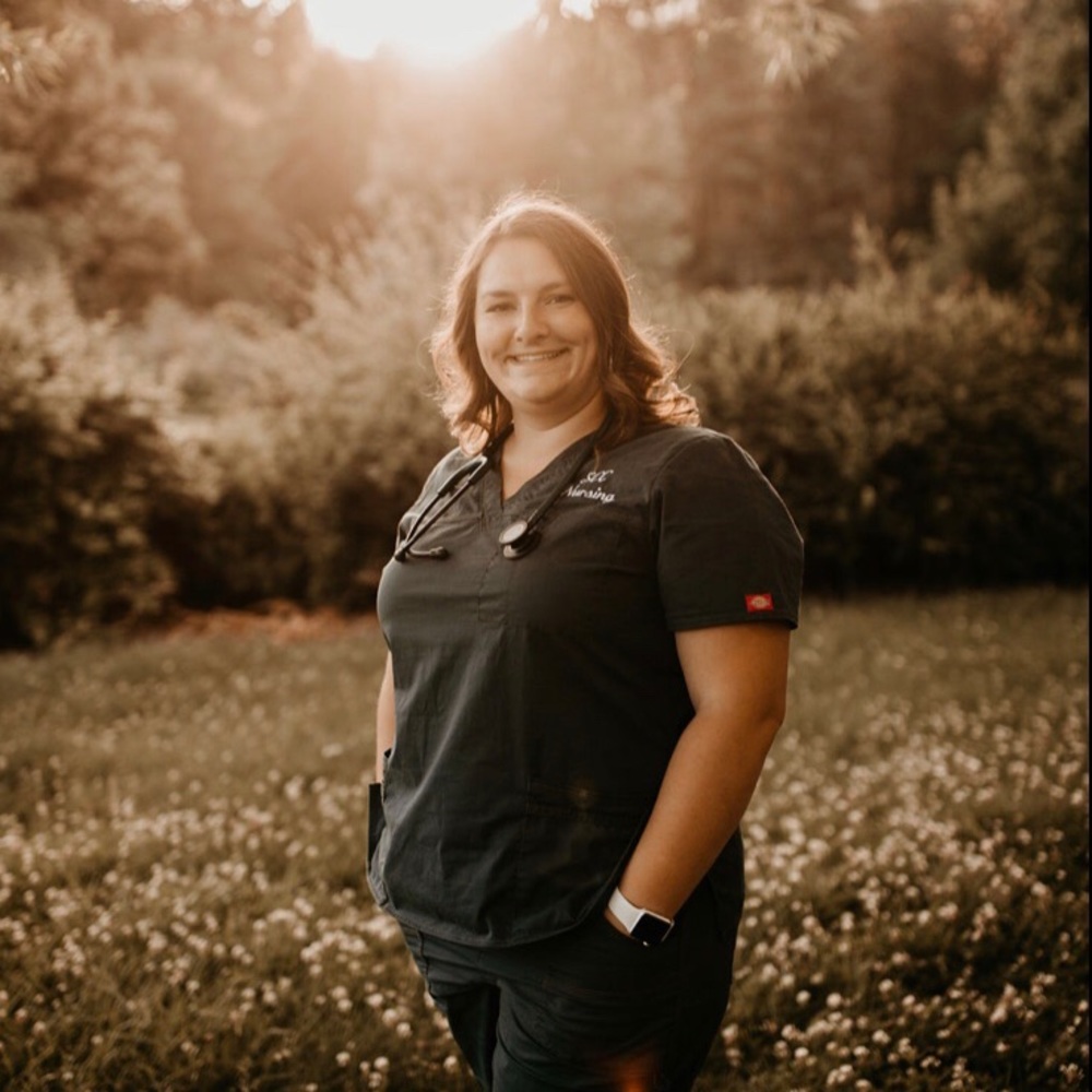 Meet your Posher, Brenna